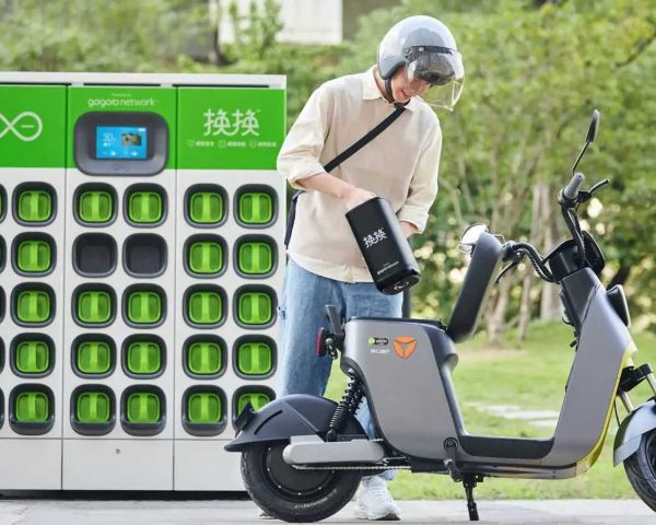 Mesterséges intelligencia alapú vezérlés a Gogoro elektromos robogókban